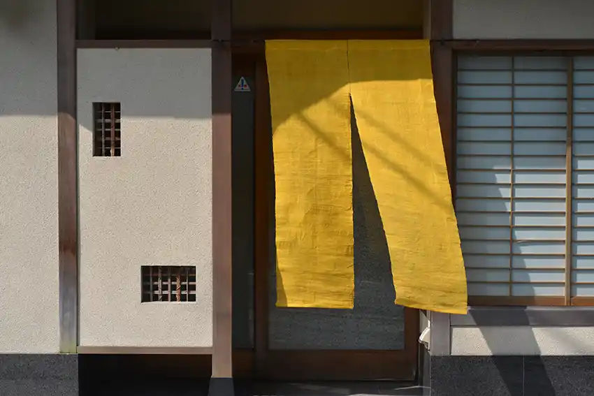 のれんの効果を知って暮らしに取り入れてみよう