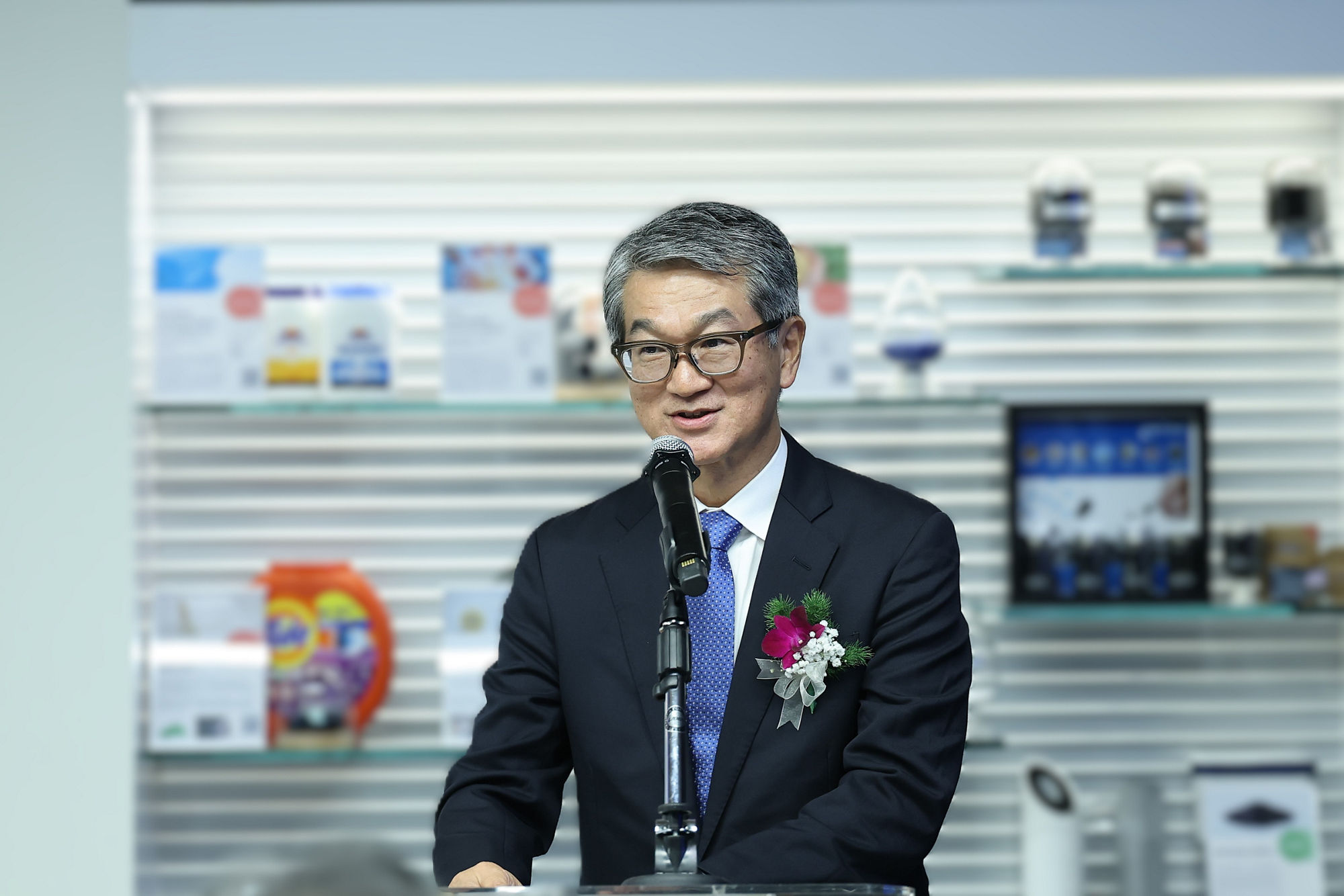 Tomoyuki Watanabe, Director and Managing Executive Officer