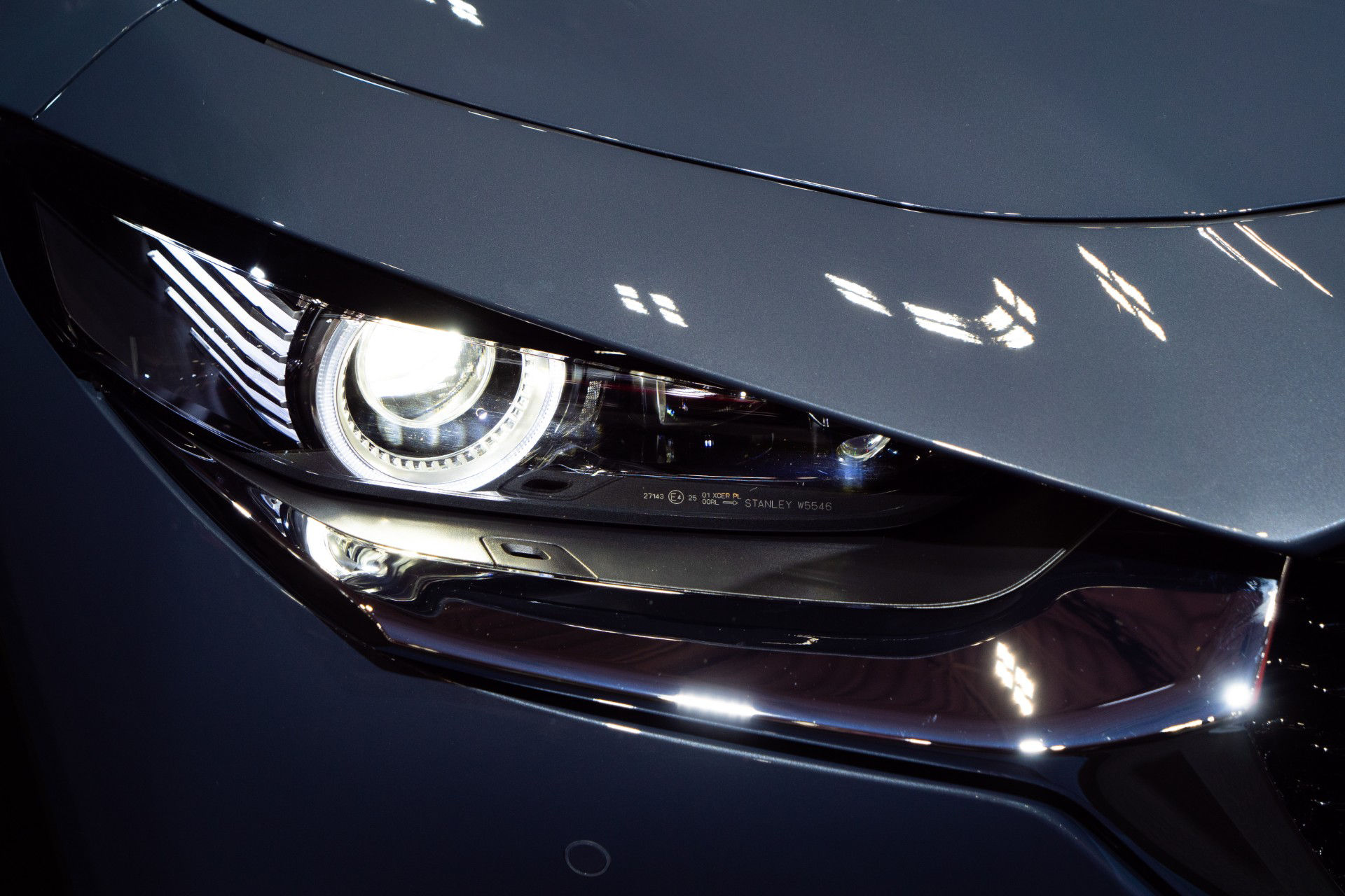 PARAPET Car lights