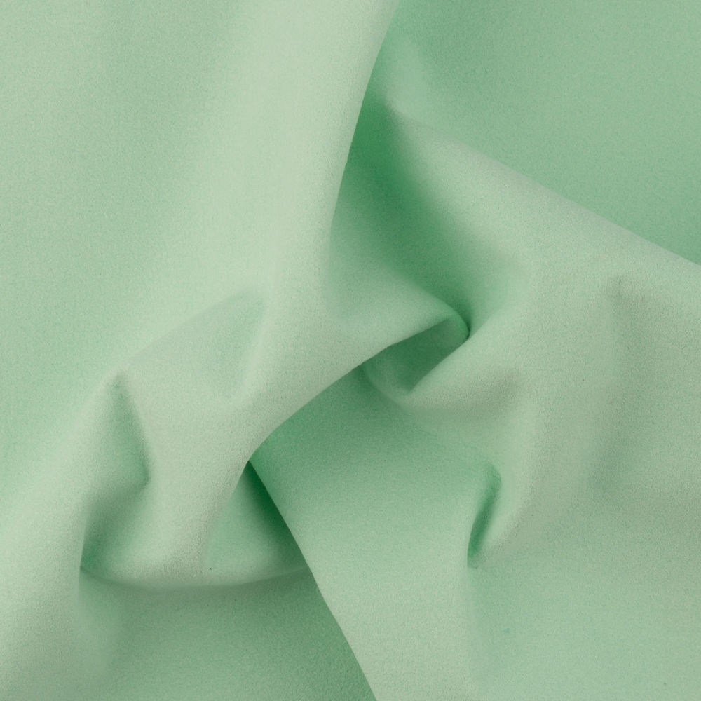 Manufacture of non-woven microfibre material