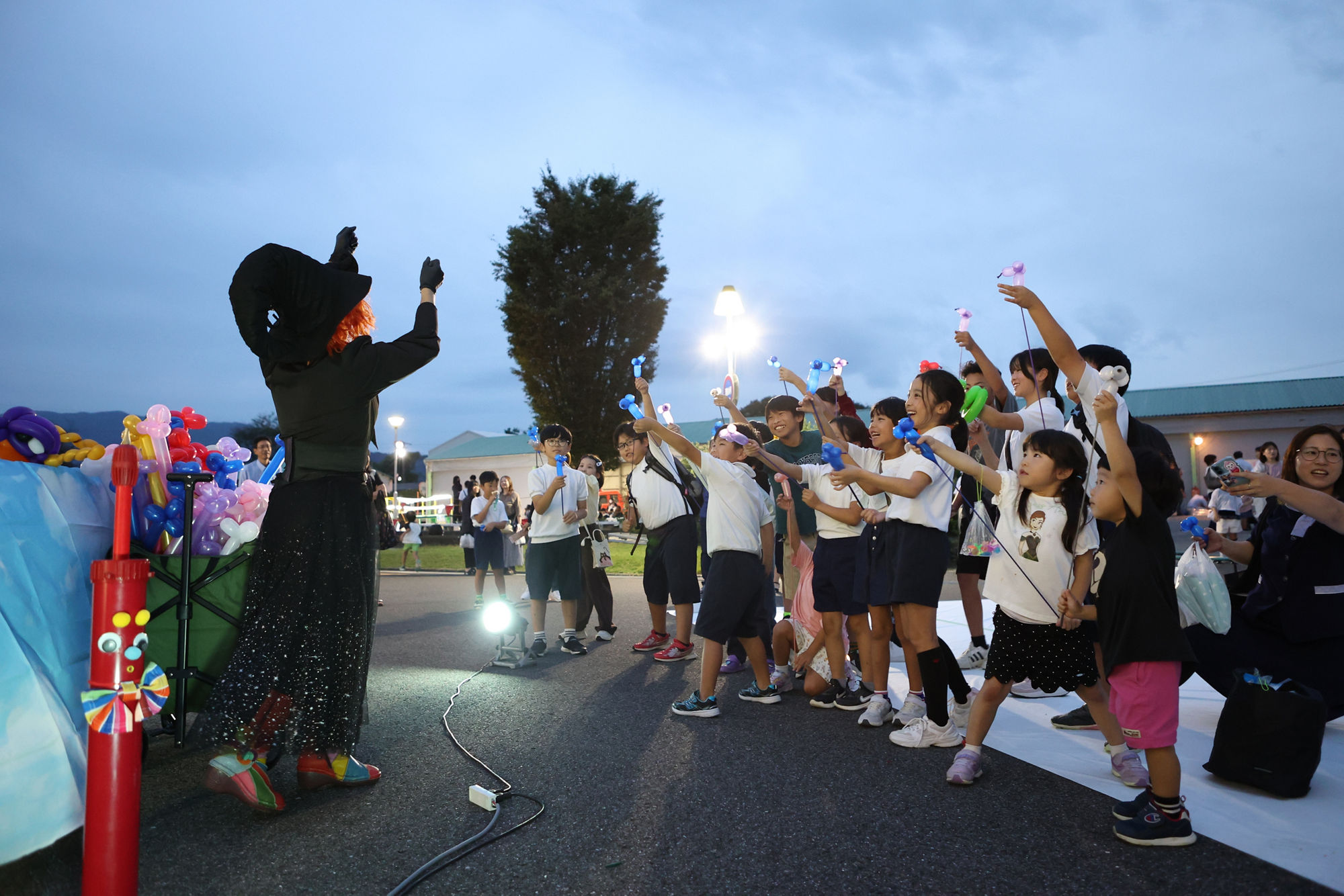 秋祭り　バルーンショー