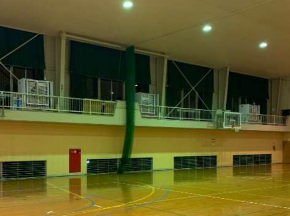 Groundwater air cooler Installation example; Gymnasium