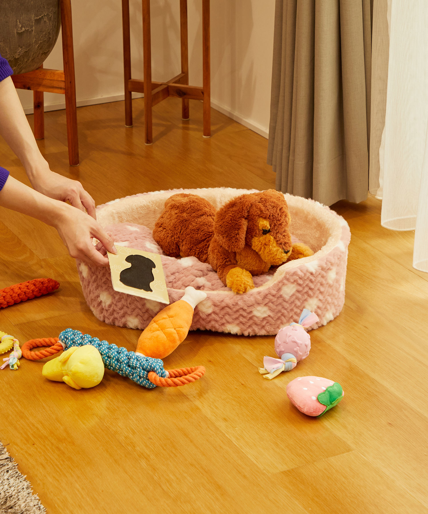 Dust‑mite trap sheet for pets Use Image