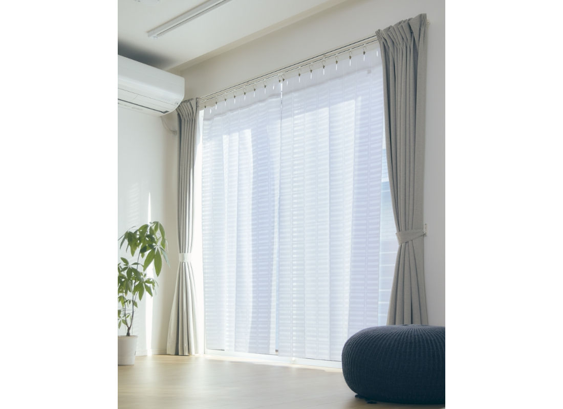 Heat‑shielding and UV‑blocking curtain (Noren) Product Image