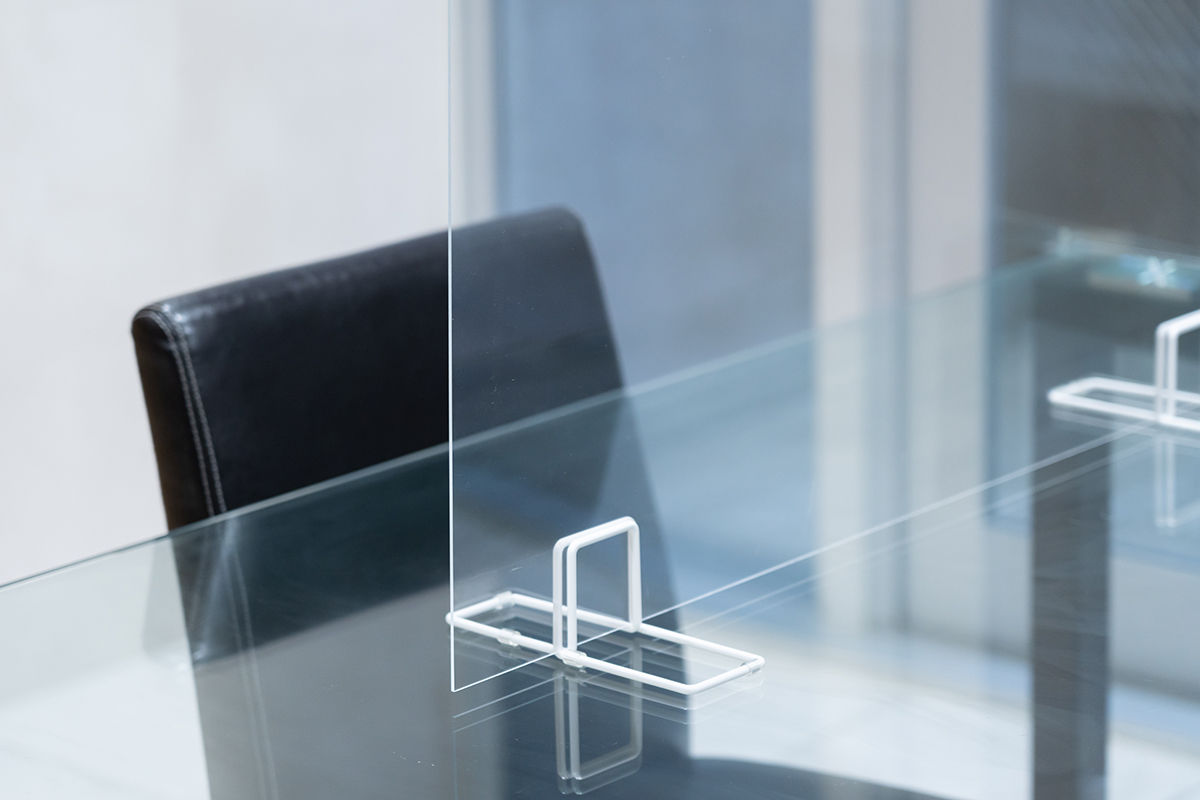 写真：コロナウイルス対策・飛沫感染防止のパーテション