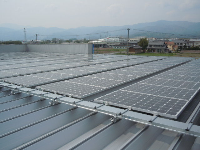 太陽光発電の様子