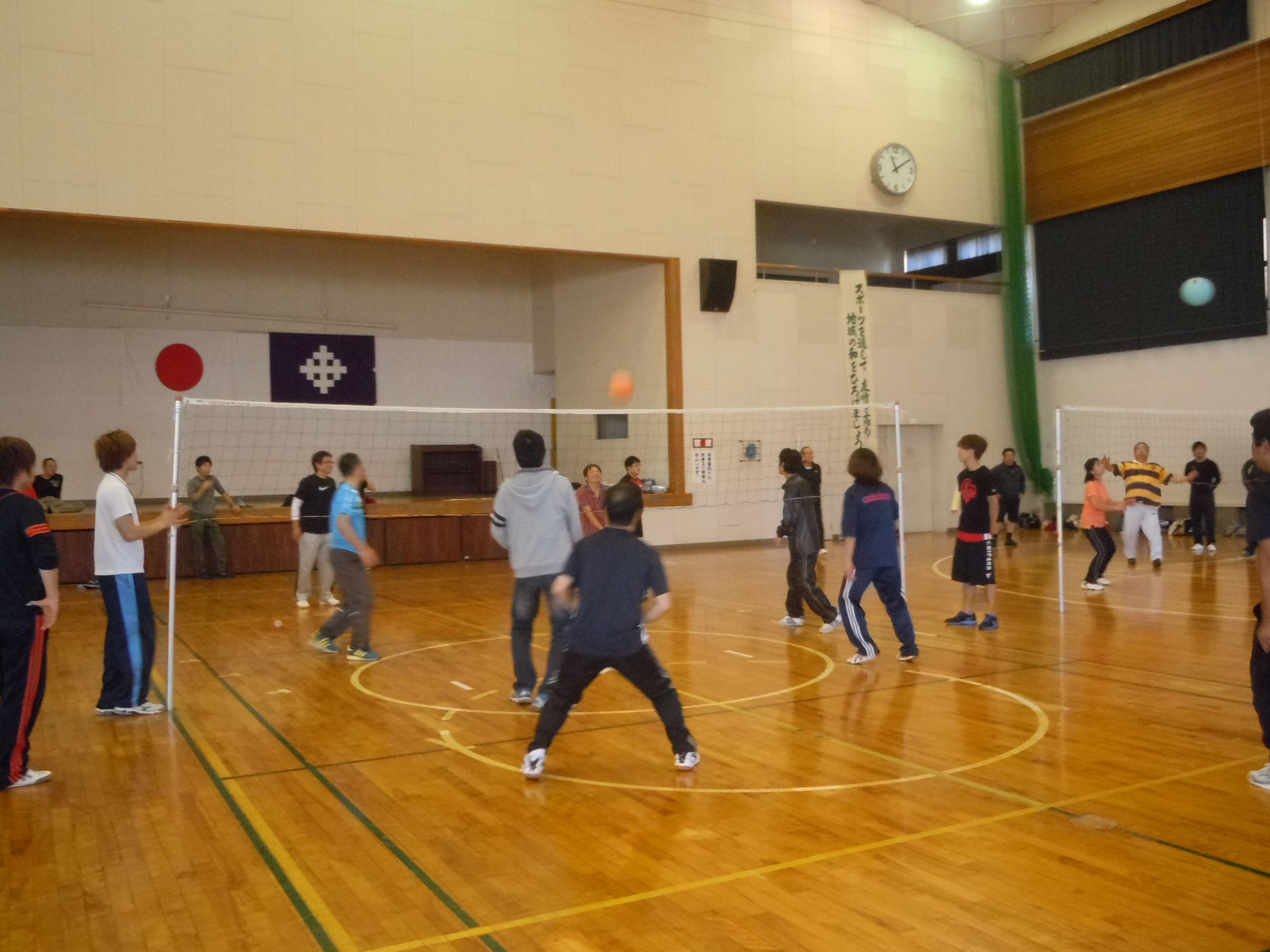 2015年度　ソフトバレーボール大会の様子１