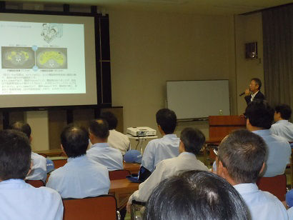 産業医による衛生講話の様子