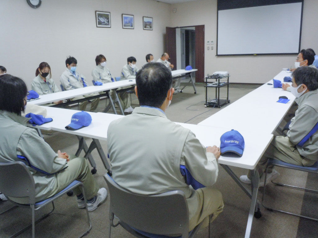 新型コロナウィルス感染症に関する勉強会の様子