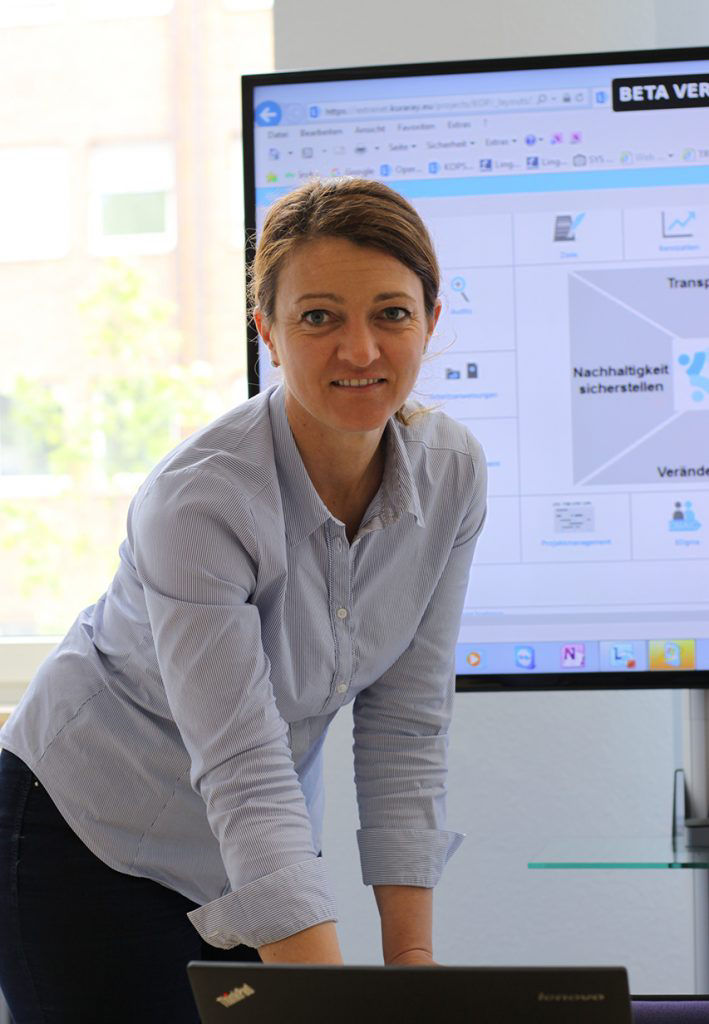 Ms. Geue, for some time now, Kuraray has been focusing on digitalizing production processes