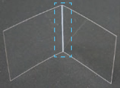 写真：一般PMMAフィルム 折り曲げ白化
