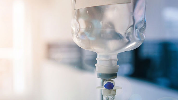 Bolsa de suero intravenoso