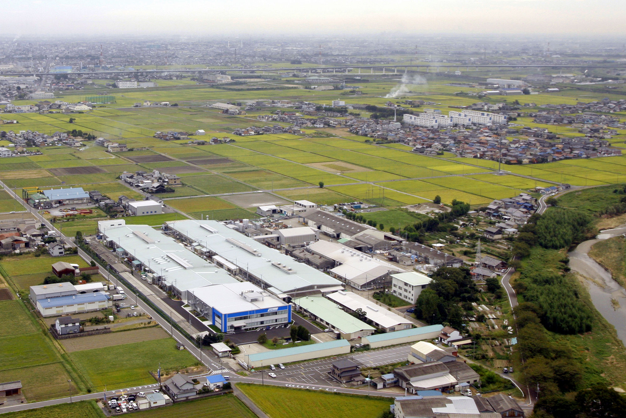 伊吹工場航空写真