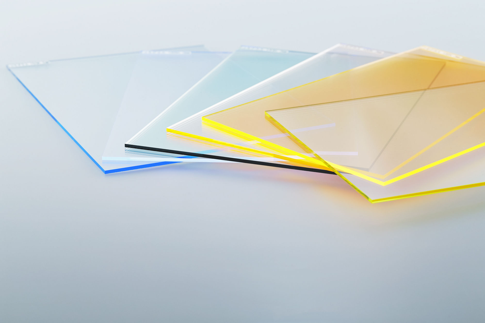 パラグラス・コモグラス