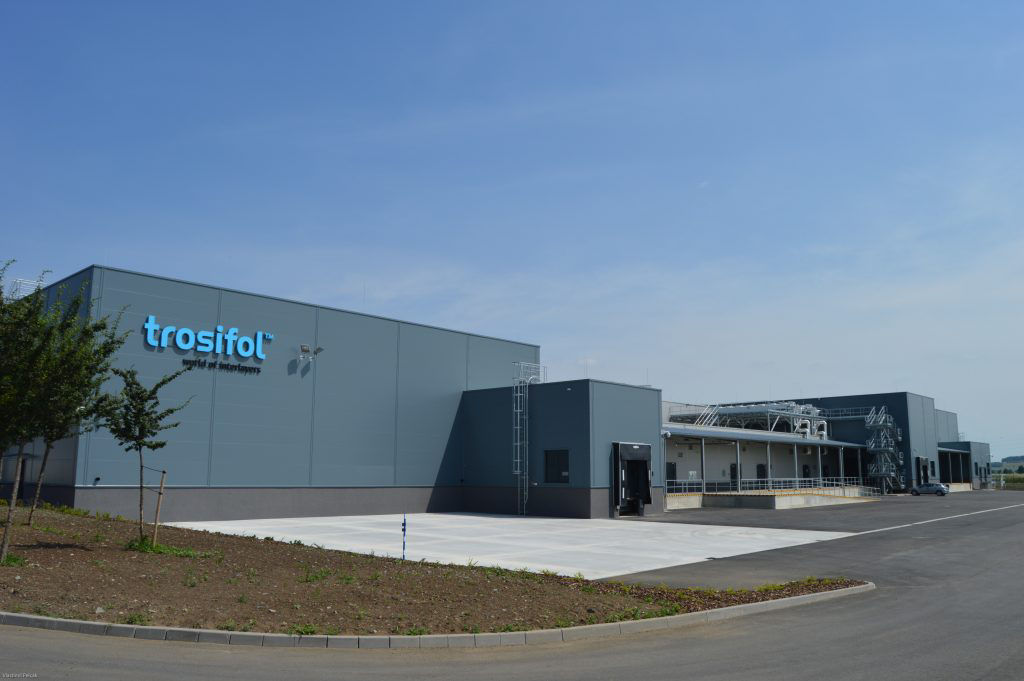 The new SentryGlas® line 2 (SG-2) project is a chance for us to grow with “a unique product” explains Holešov site manager, Jakub Sýkora