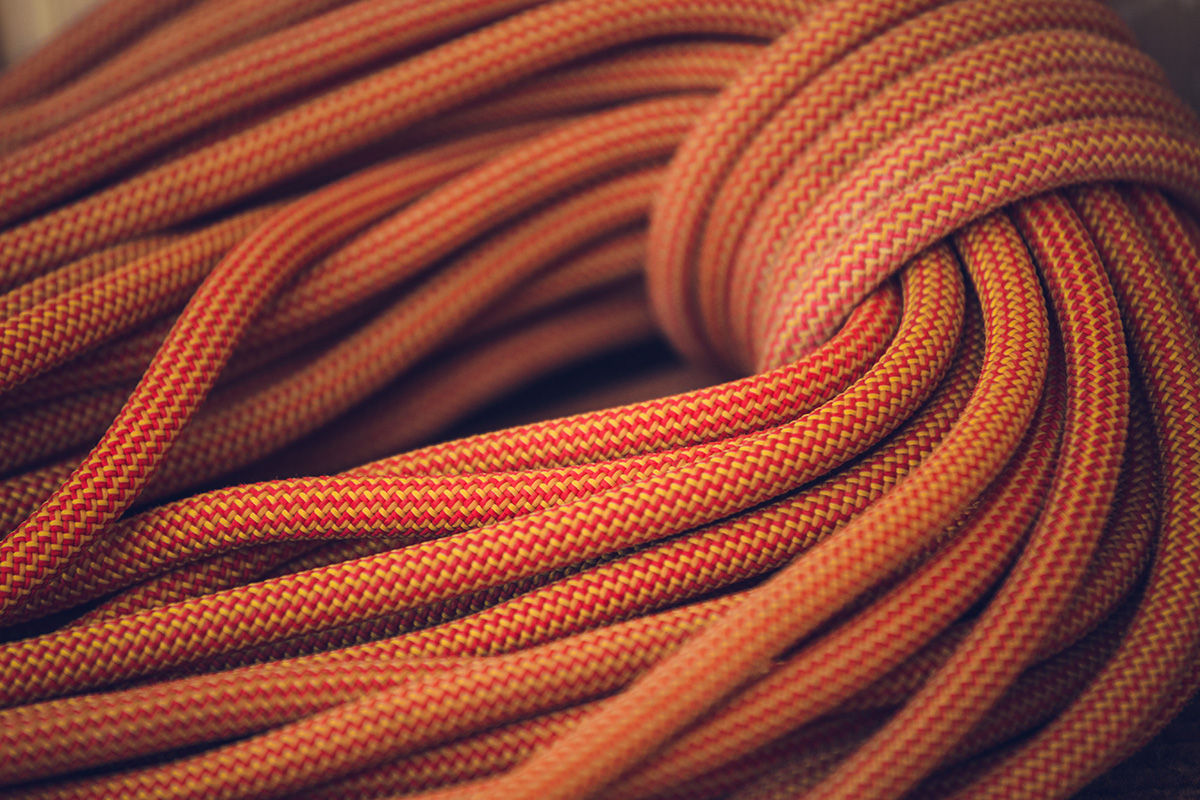 image:orange climbing rope
