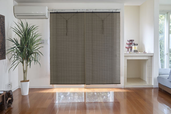 Heat‑shielding roll-up sun shade (Sudare) Use Image; Greyish brown