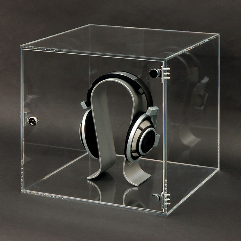 Photo: Acrylic collection case