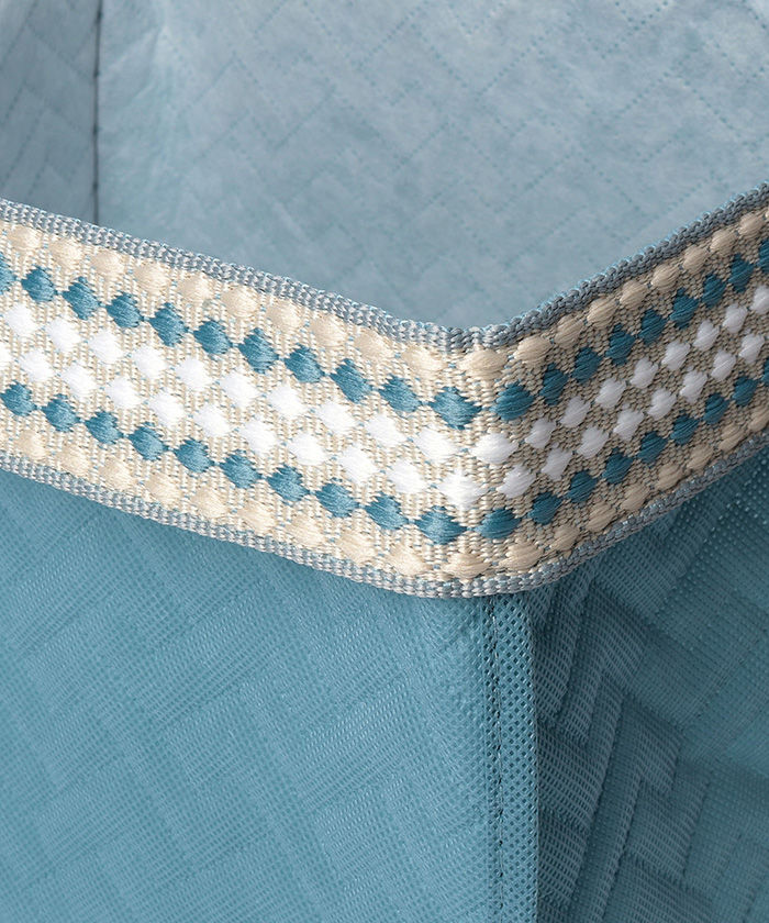 "見せる収納"も楽しんで　水玉模様の柄ベルト